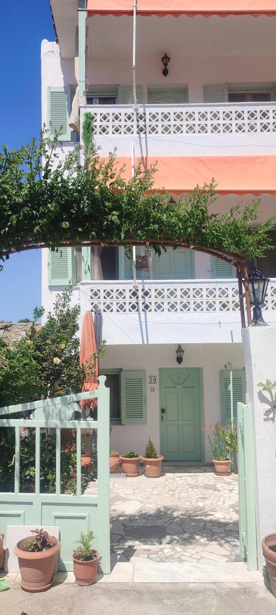 Krinelos Rooms Skala Eresou Exterior photo